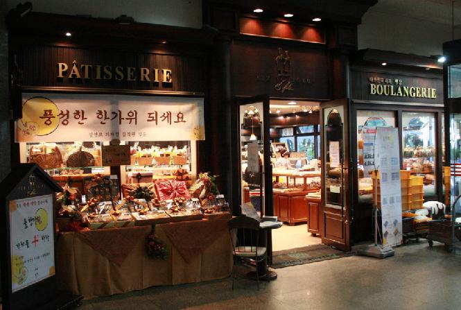 金英毛菓子店(Patisserie Kim Youngmo)